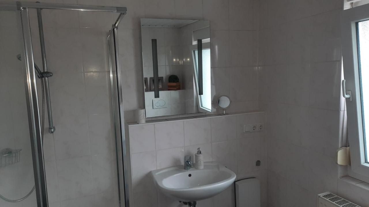 Ferienwohnung Am Kurpark Bad Camberg Esterno foto